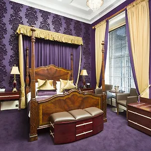 Hotel New Town