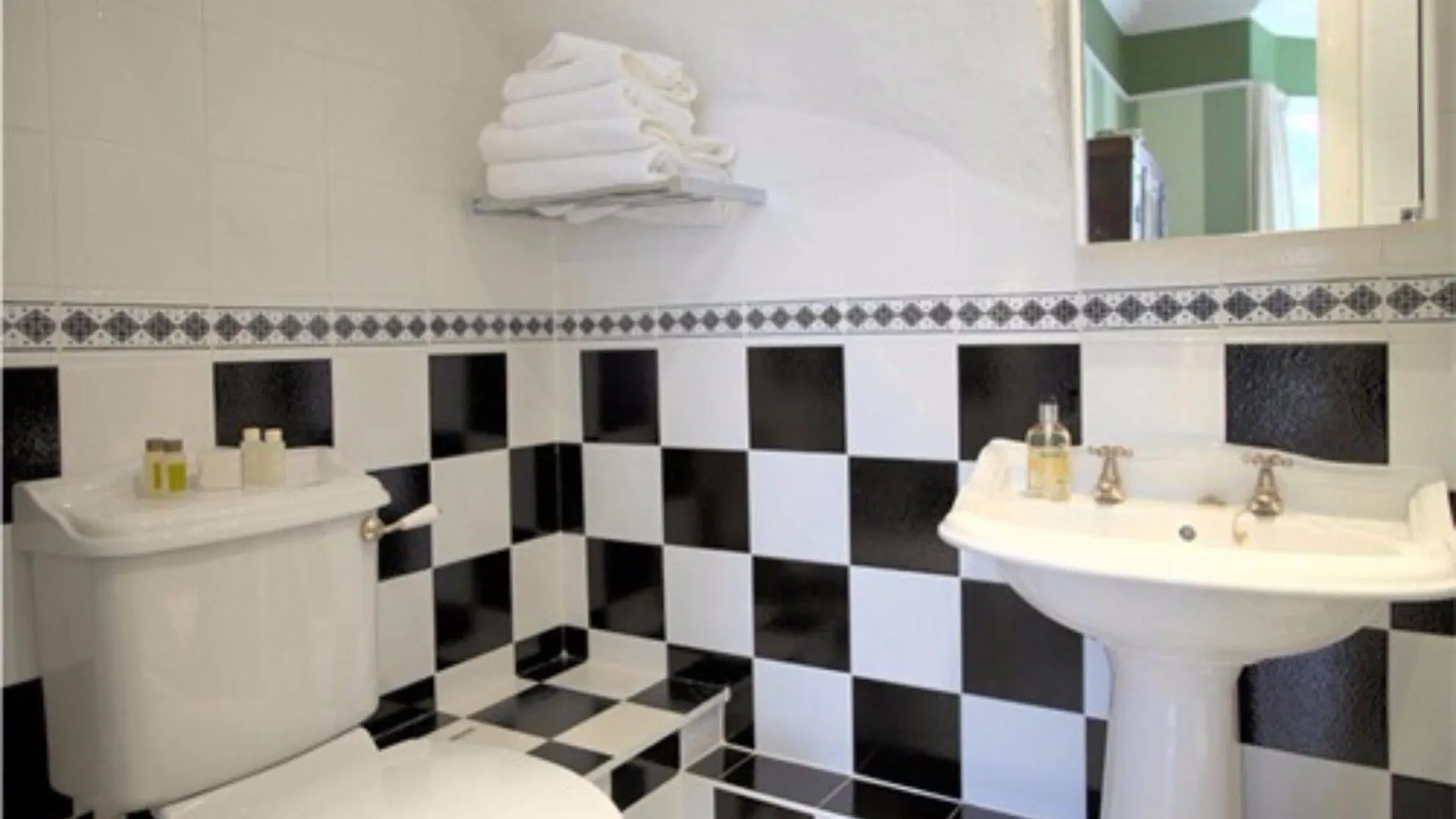 Cluaran House Hotel Edinburgh 4*,